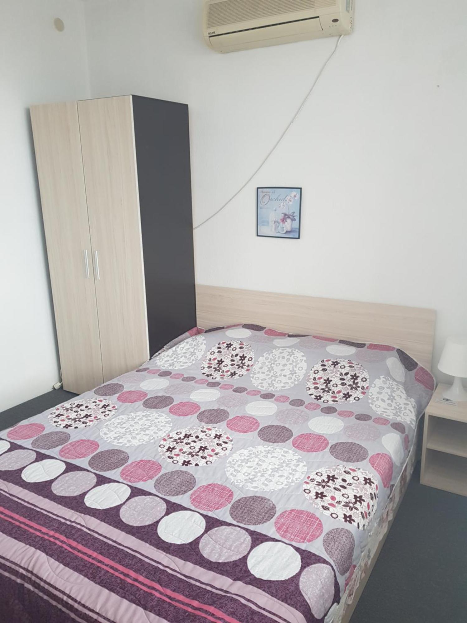 Guest Rooms Radost Balcic Exterior foto