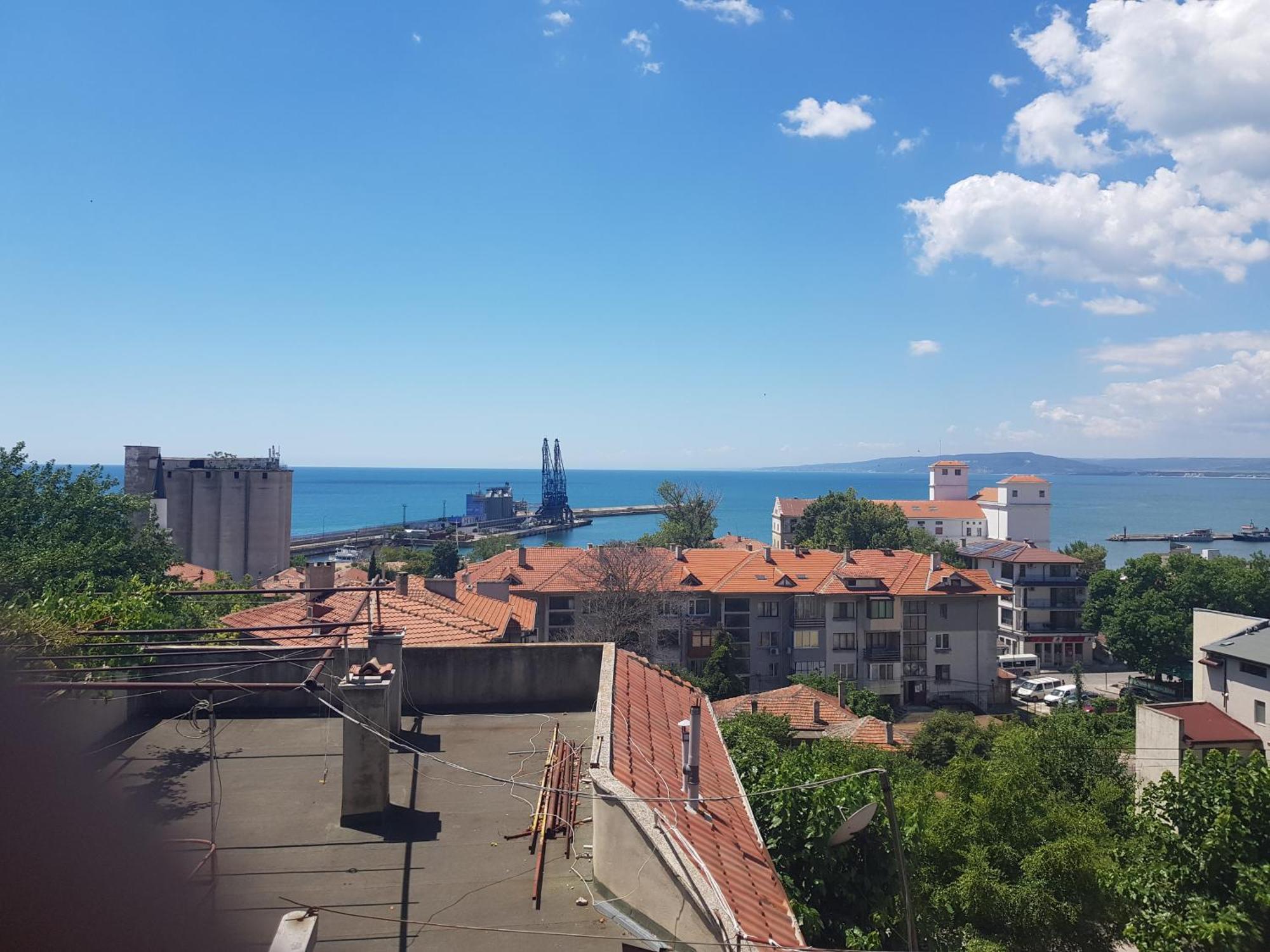 Guest Rooms Radost Balcic Exterior foto