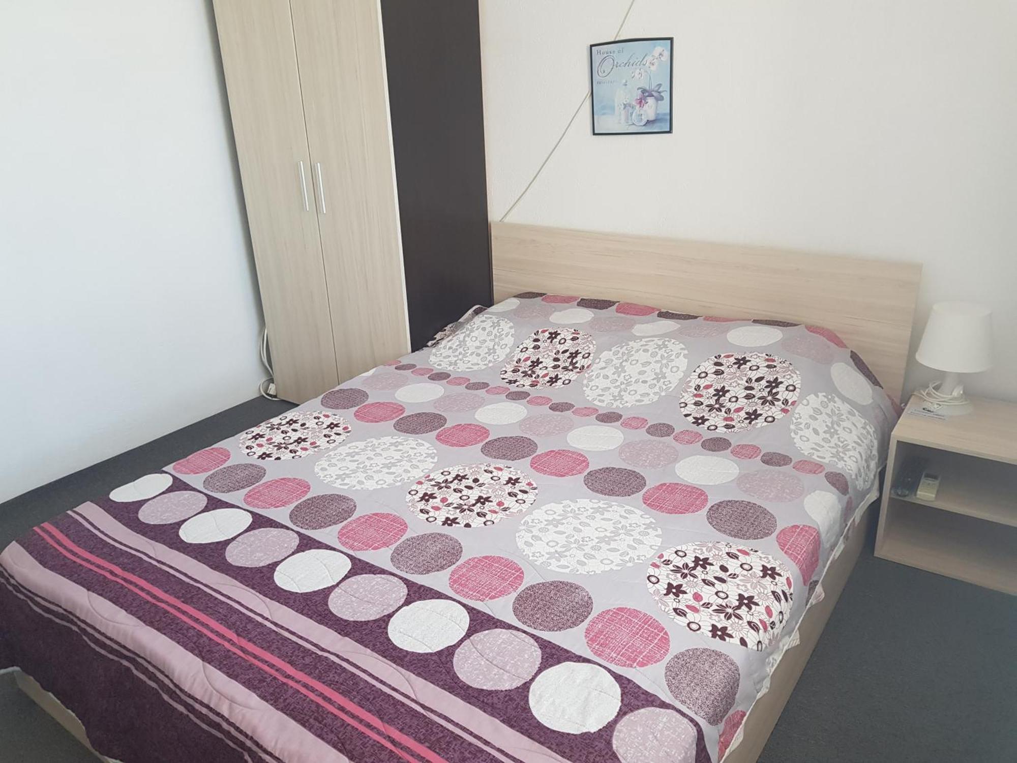 Guest Rooms Radost Balcic Exterior foto
