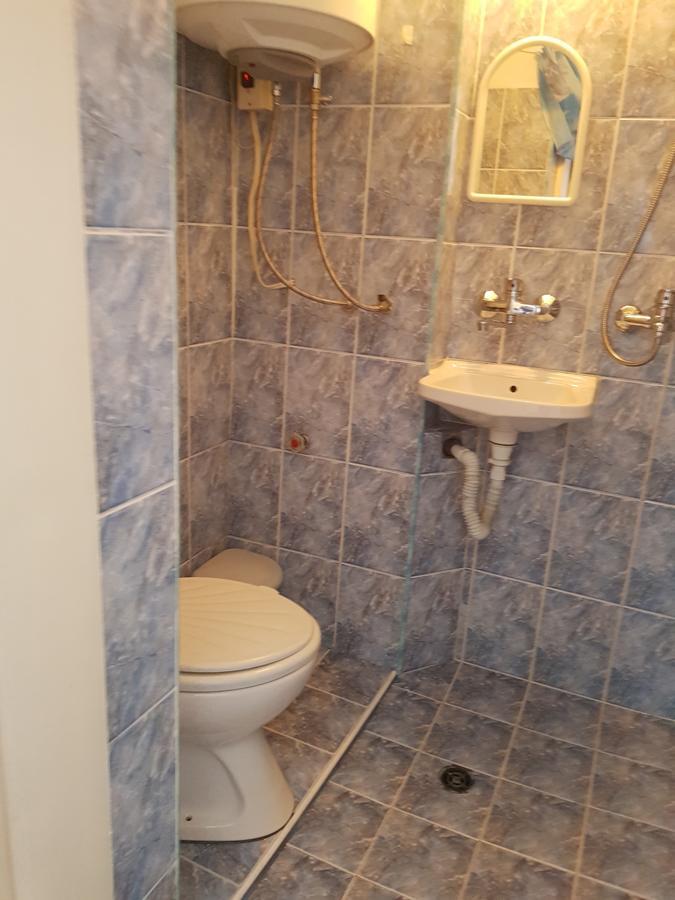 Guest Rooms Radost Balcic Exterior foto